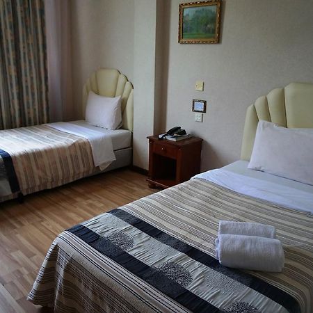 Jeruton Hotel Kampong Jerudong Ngoại thất bức ảnh